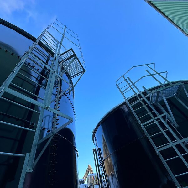 GALERIA ZBIORNIKÓW ZE STALI LAMINWANEJ SZLEM 